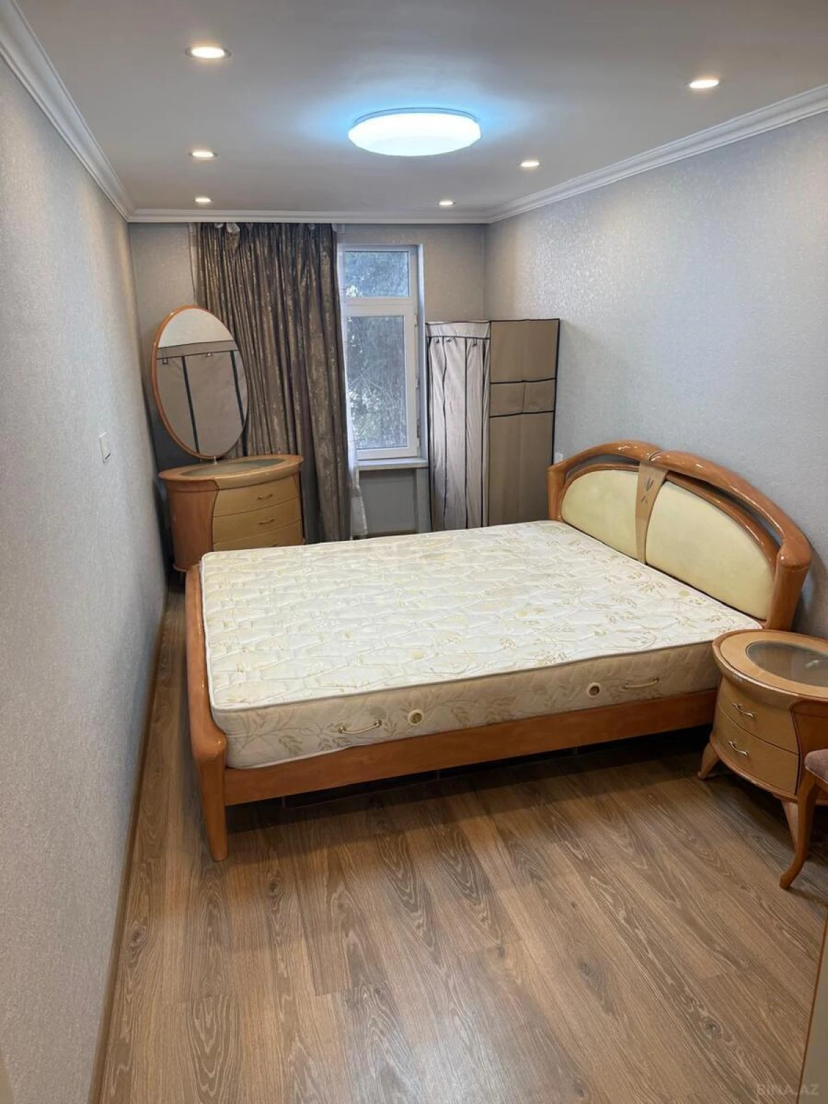 Kirayə verilir 2 otaqlı mənzil 60 m²