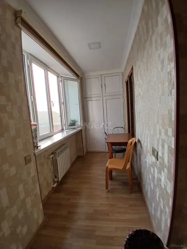 Satılır 5 otaqlı mənzil 100 m²