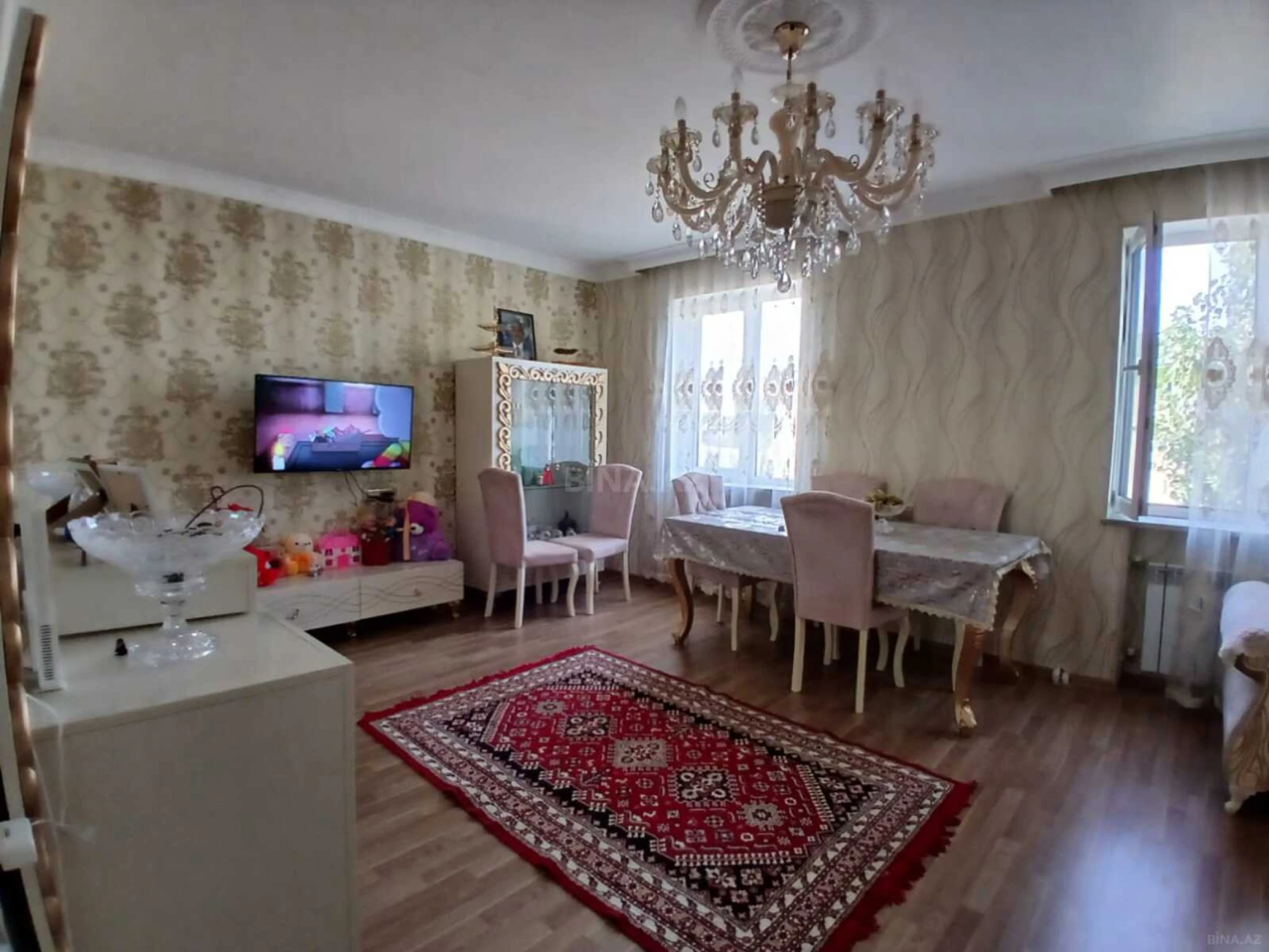 Satılır 5 otaqlı mənzil 100 m²