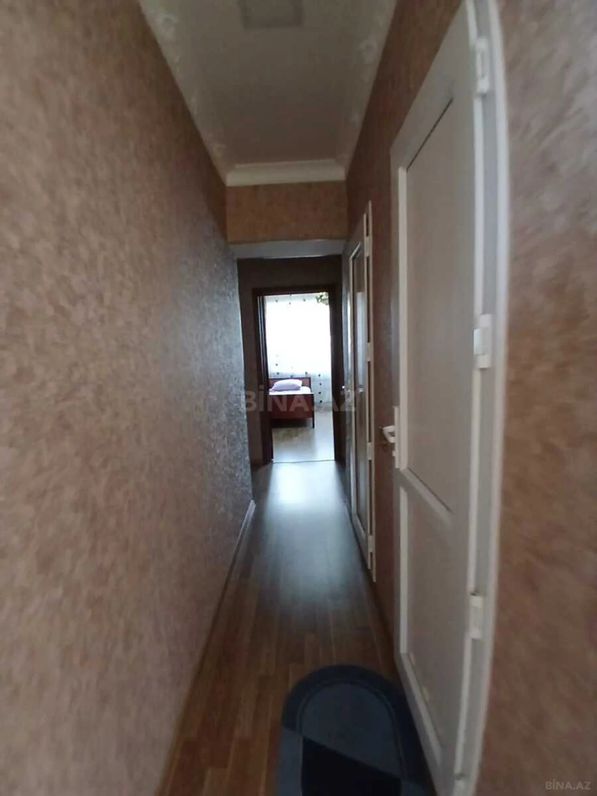 Satılır 5 otaqlı mənzil 100 m²