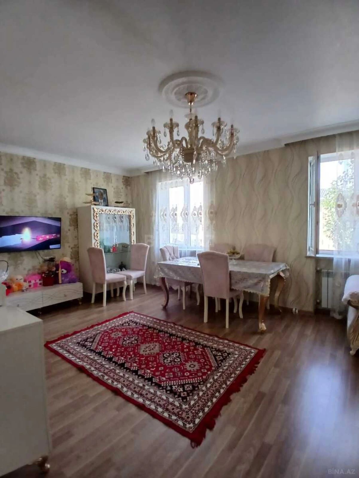 Satılır 5 otaqlı mənzil 100 m²