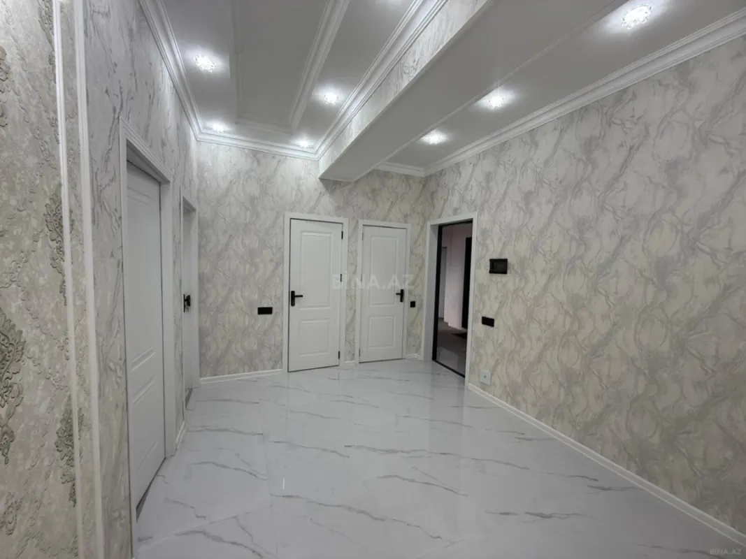Satılır 3 otaqlı mənzil 76 m²