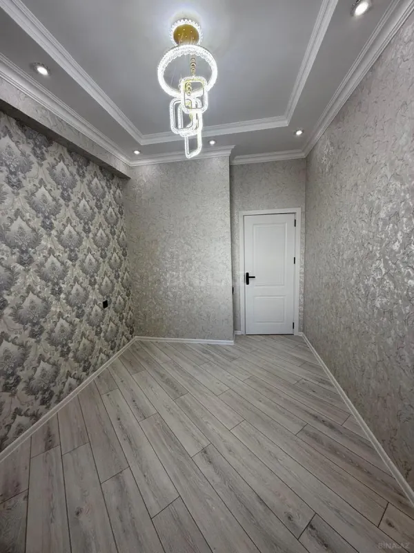 Satılır 3 otaqlı mənzil 76 m²