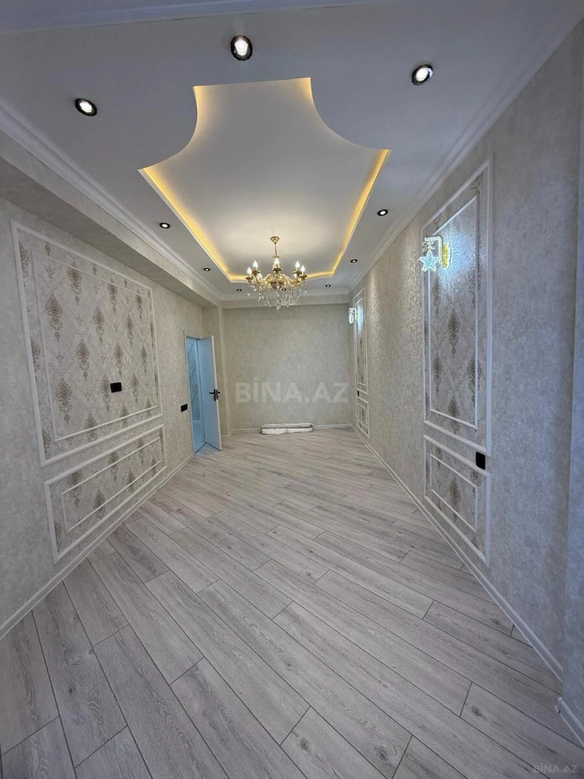 Satılır 3 otaqlı mənzil 76 m²