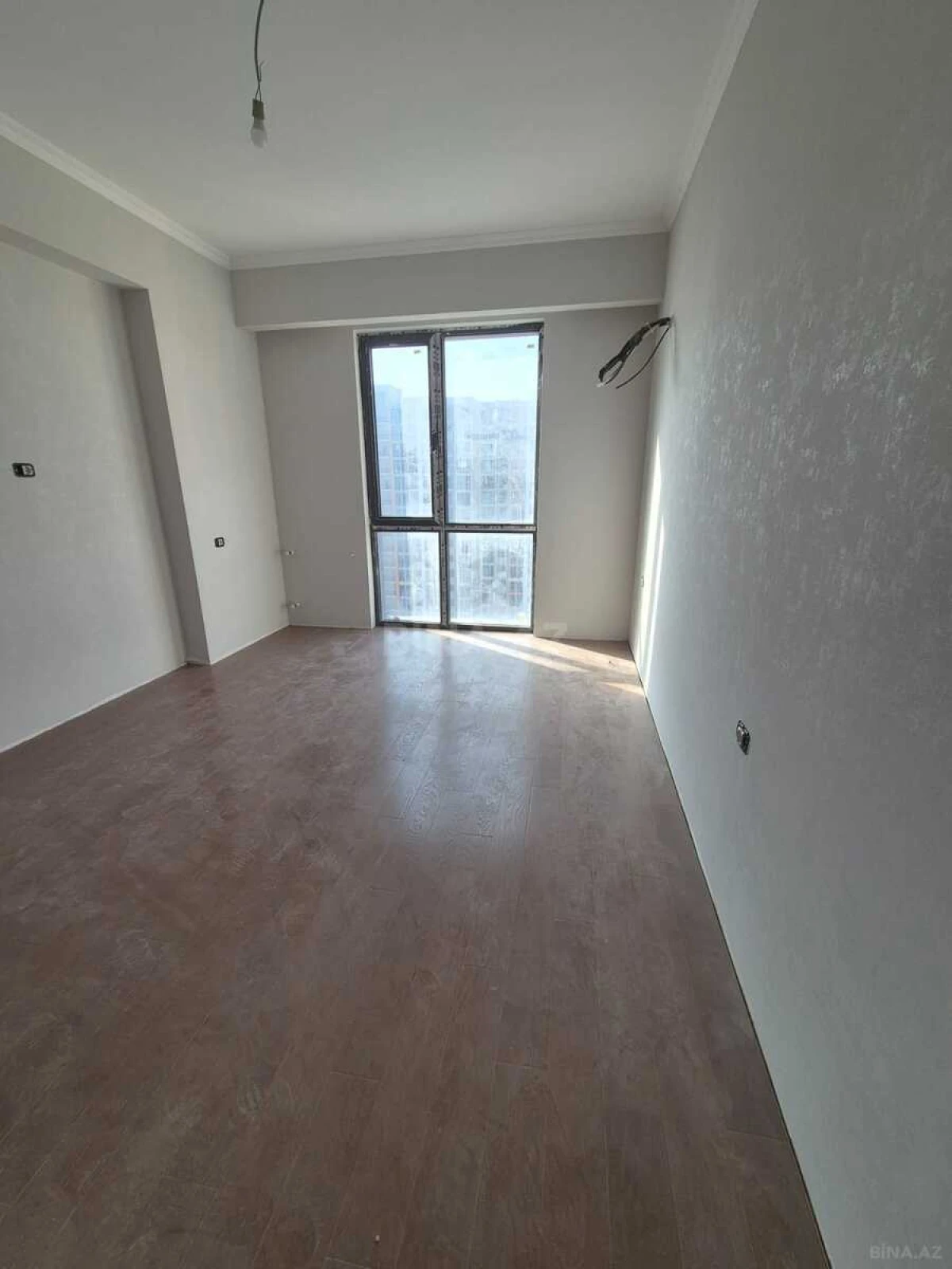 Satılır 3 otaqlı mənzil 65.7 m²