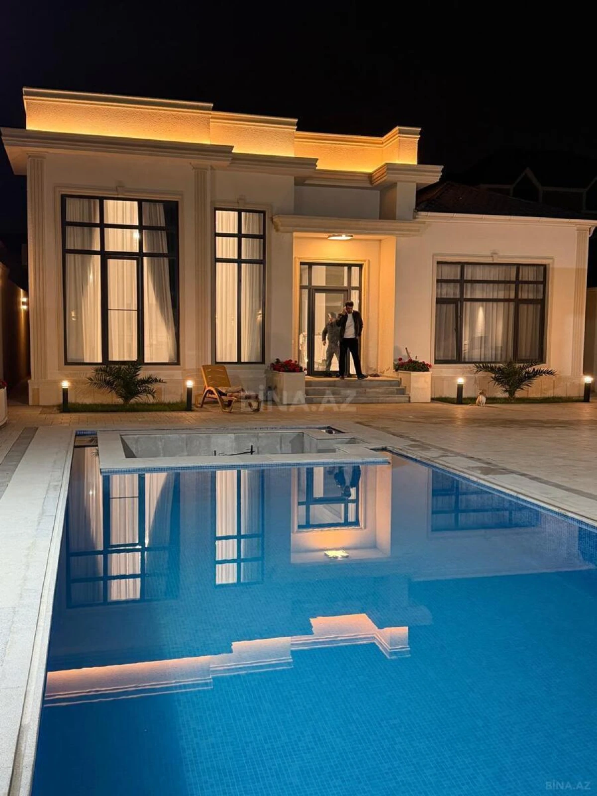 Kirayə verilir 5 otaqlı həyət evi 280 m²