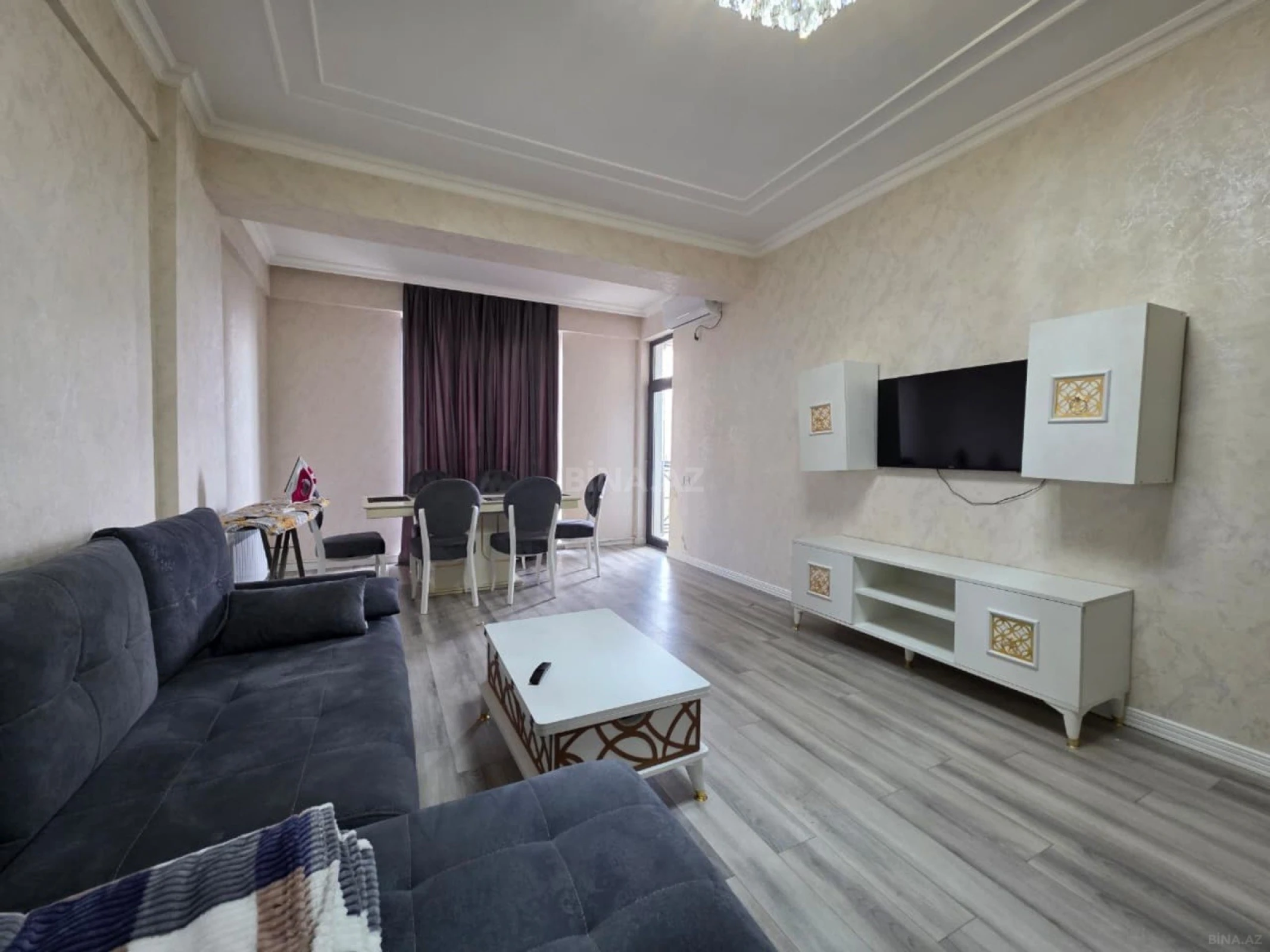 Satılır 2 otaqlı mənzil 93 m²