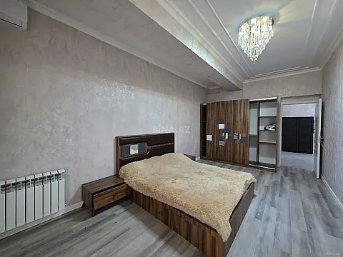Satılır 2 otaqlı mənzil 93 m²