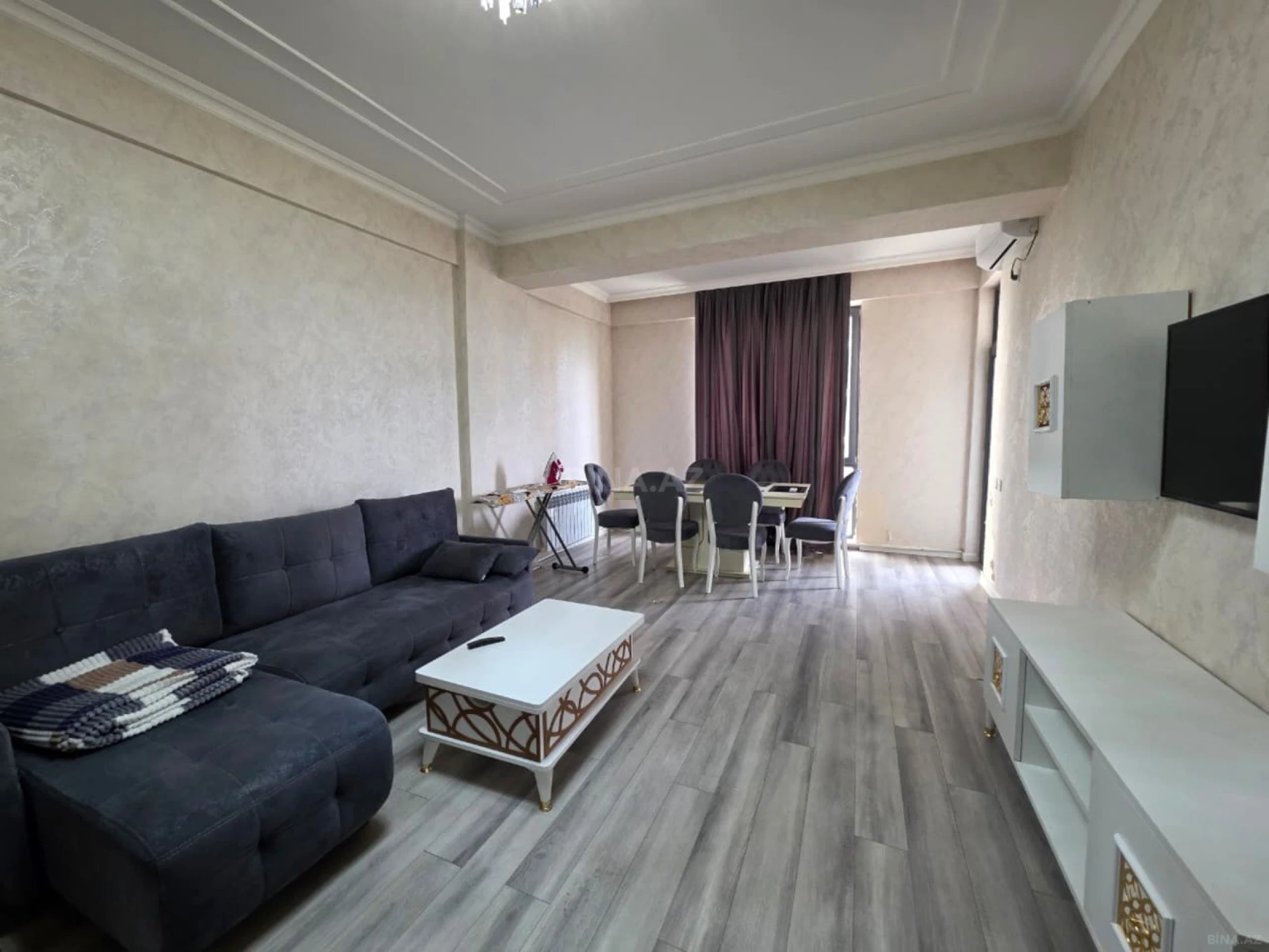 Satılır 2 otaqlı mənzil 93 m²