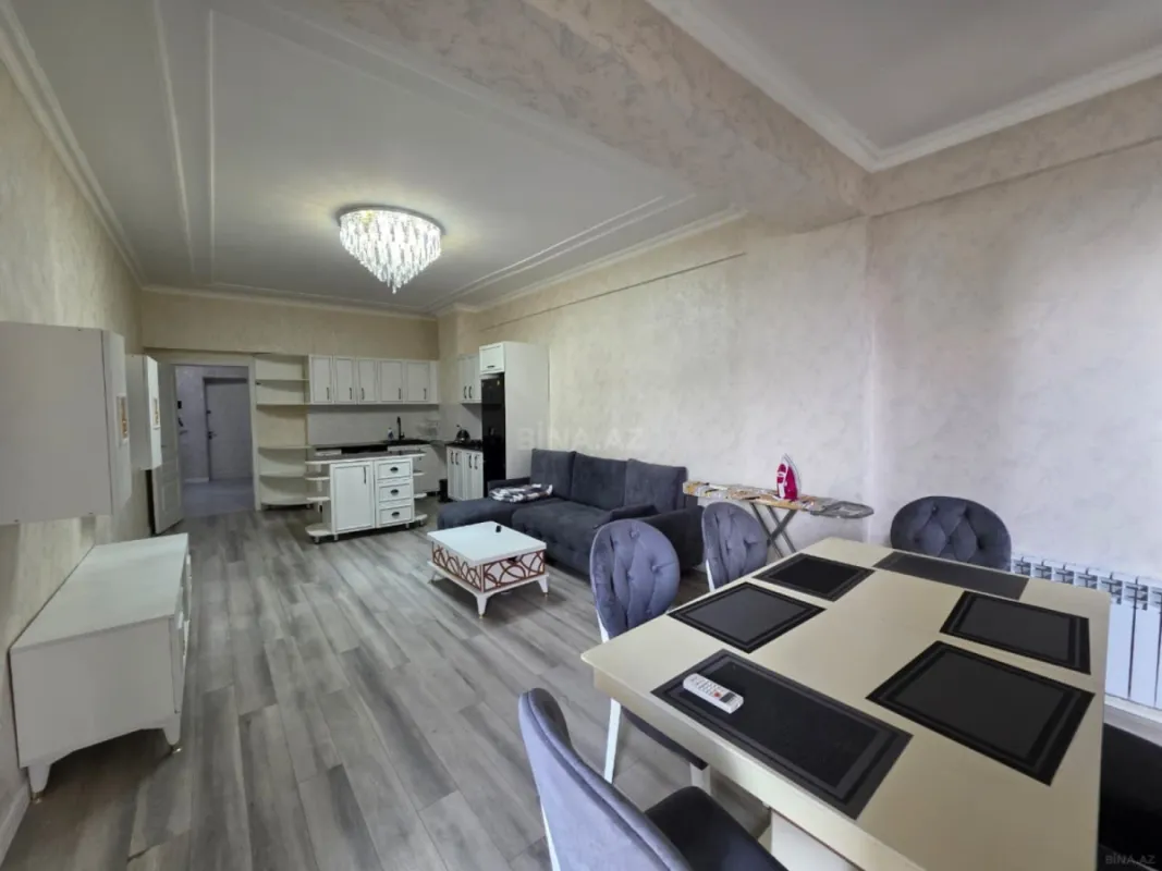 Satılır 2 otaqlı mənzil 93 m²