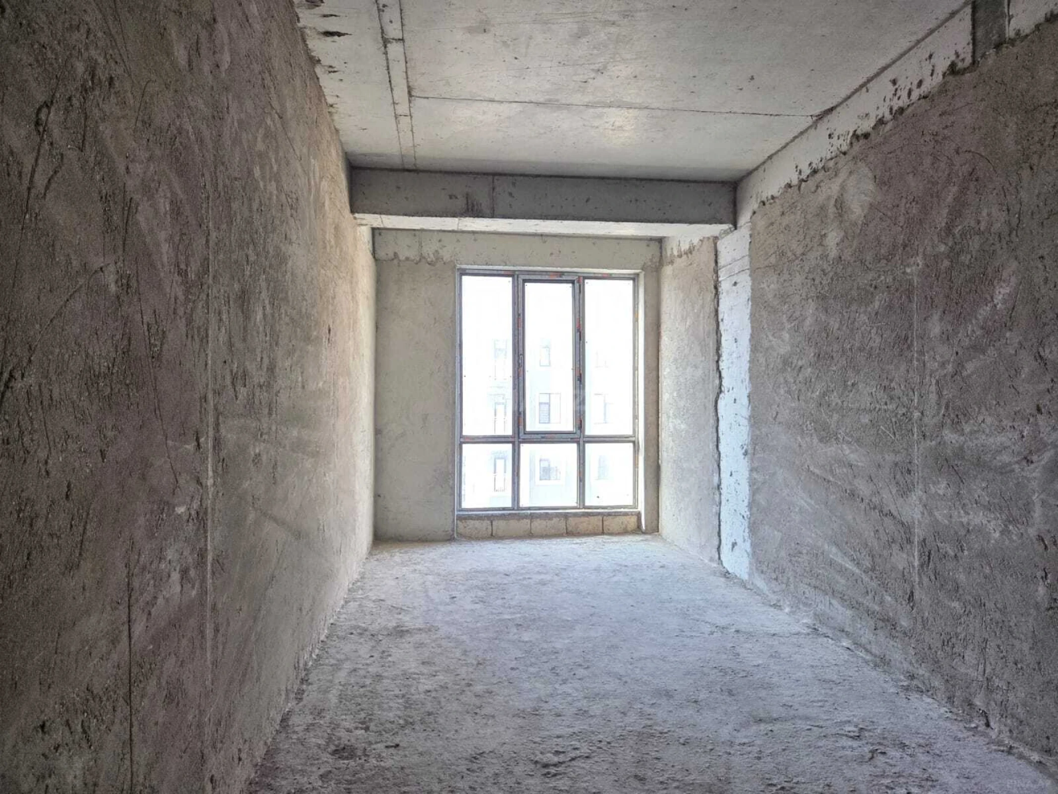 Satılır 3 otaqlı mənzil 148.3 m²