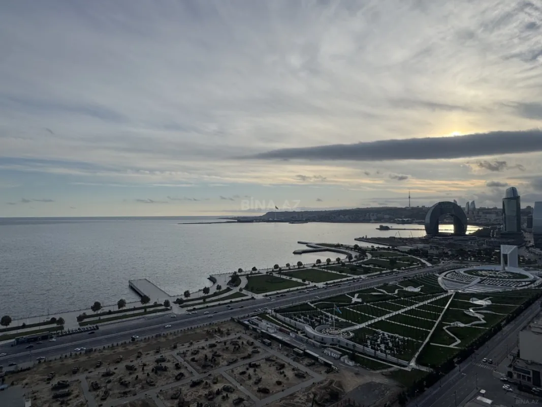 Satılır 20 otaqlı mənzil 1600 m²