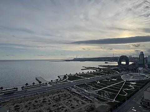 Satılır 20 otaqlı mənzil 1600 m²