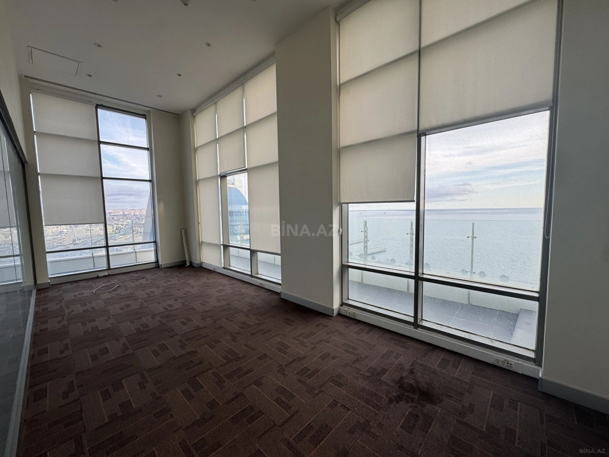 Satılır 20 otaqlı mənzil 1600 m²