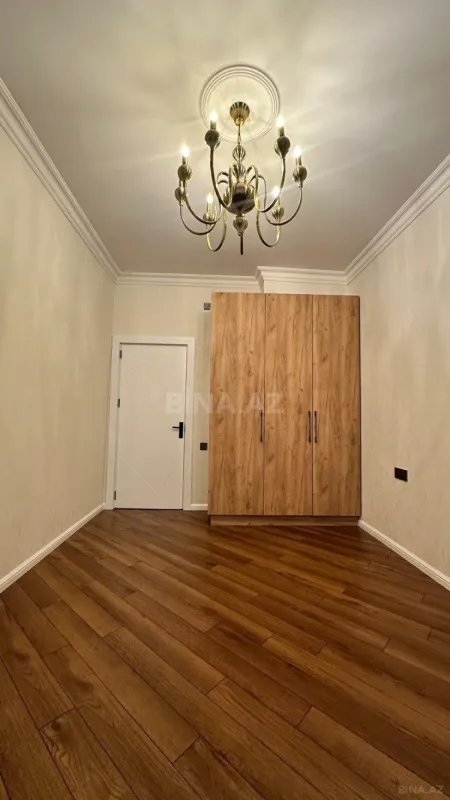 Satılır 3 otaqlı mənzil 103 m²