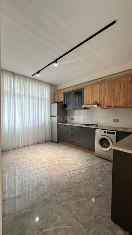 Satılır 3 otaqlı mənzil 103 m²