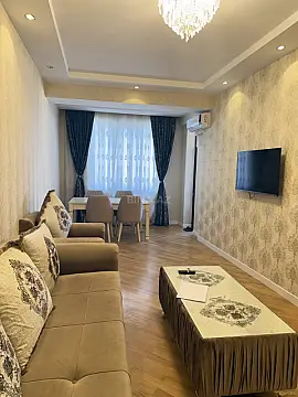 Kirayə verilir 2 otaqlı mənzil 72 m² — Bakı, Memar Əcəmi yanı 2 otaq 72.00 m²