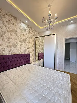 Kirayə verilir 2 otaqlı mənzil 72 m²