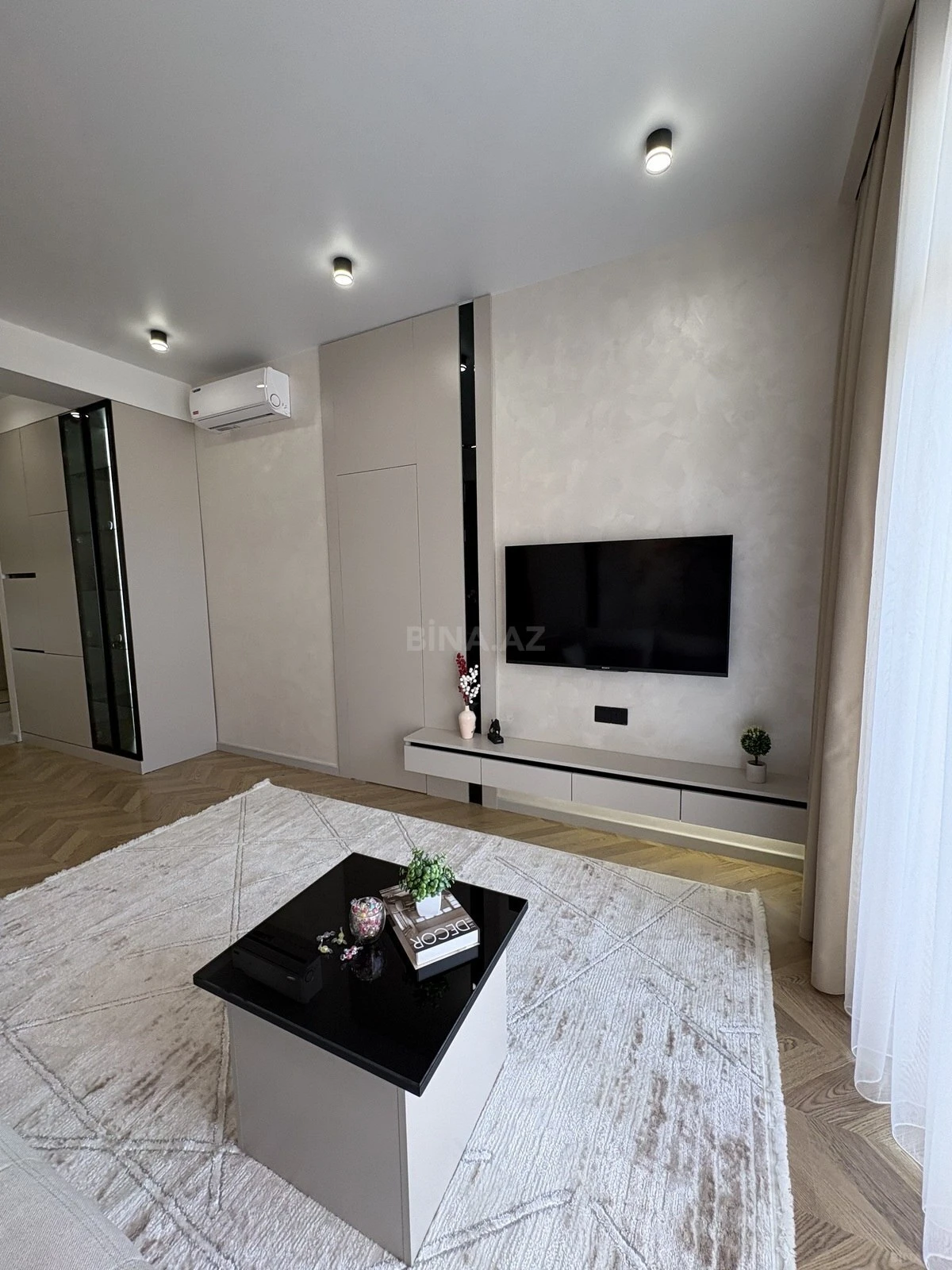 Satılır 3 otaqlı mənzil 70 m²
