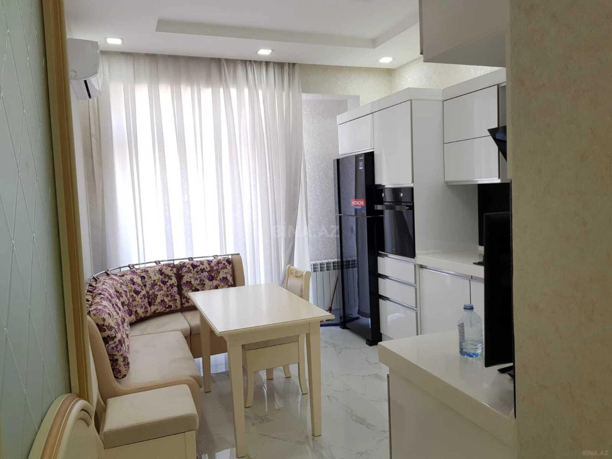Satılır 3 otaqlı mənzil 148 m²