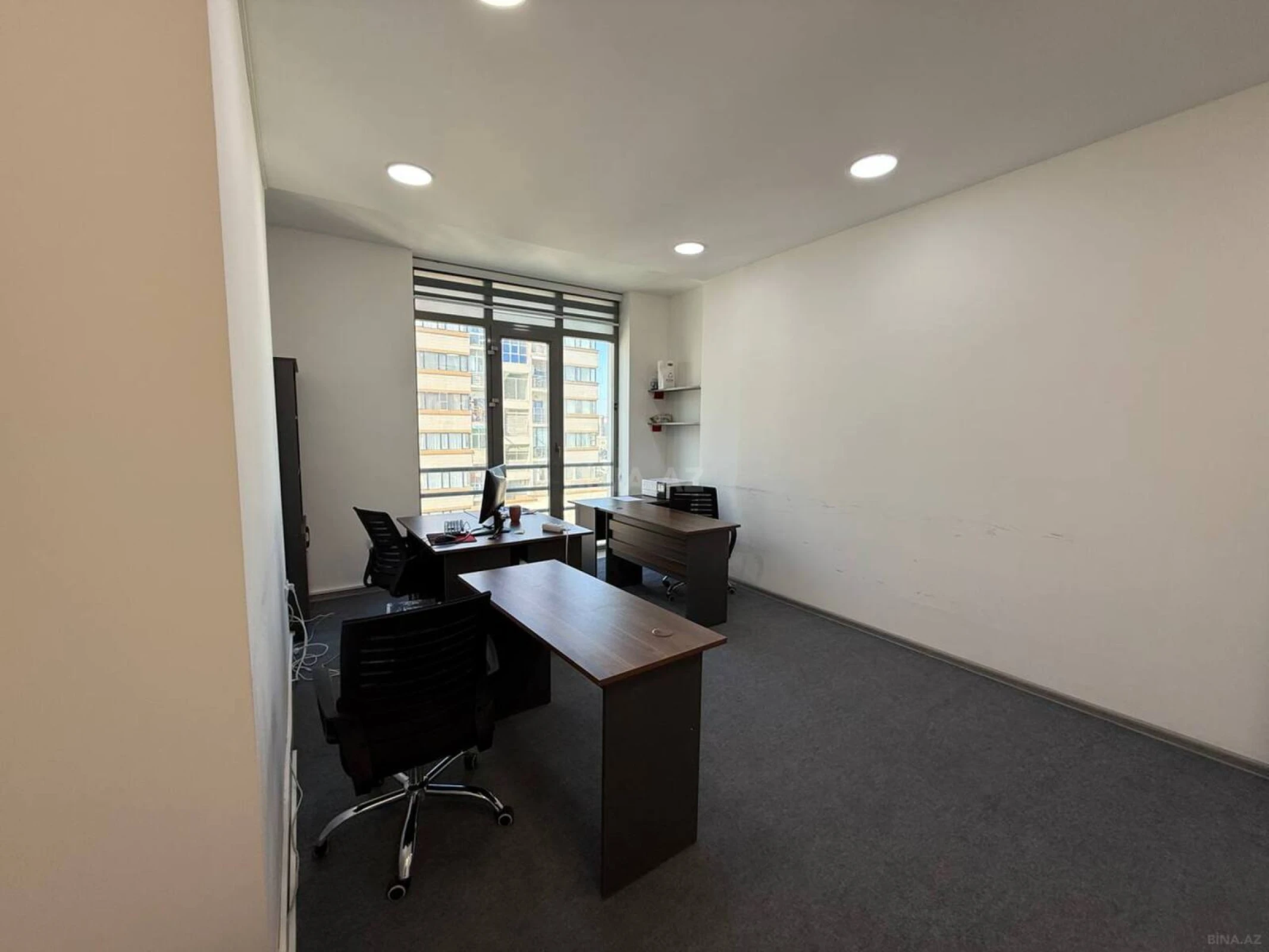 Kirayə verilir 5 otaqlı ofis 190 m²