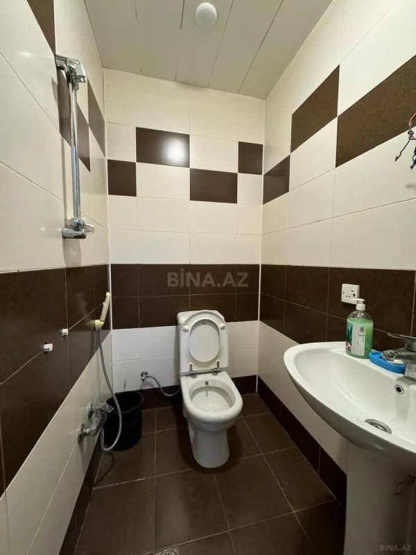 Kirayə verilir 5 otaqlı ofis 140 m²