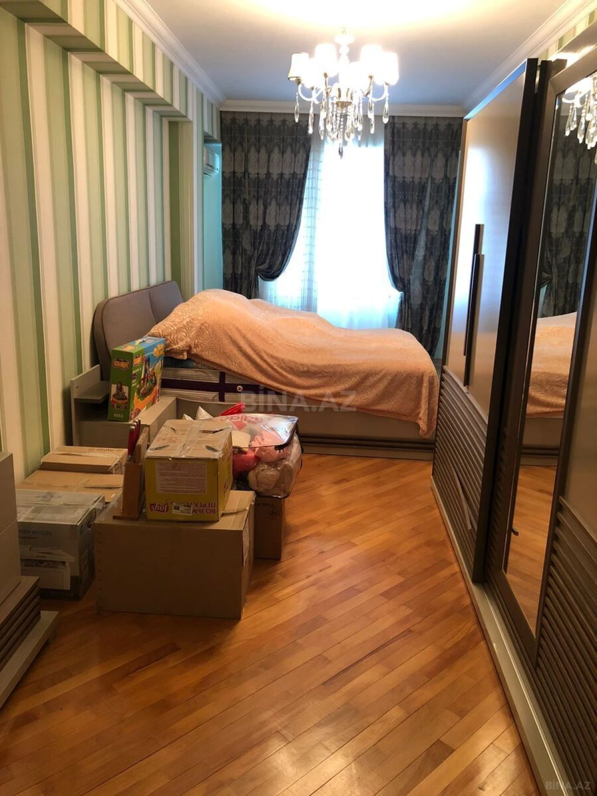 Satılır 3 otaqlı mənzil 93 m²