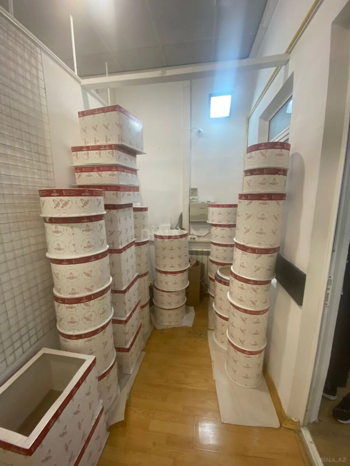 Satılır obyekt 101 m²