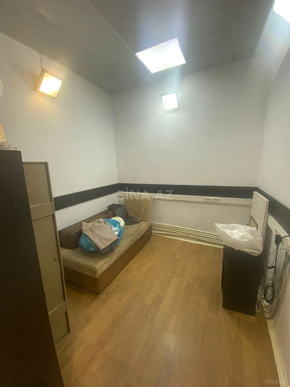 Satılır obyekt 101 m²