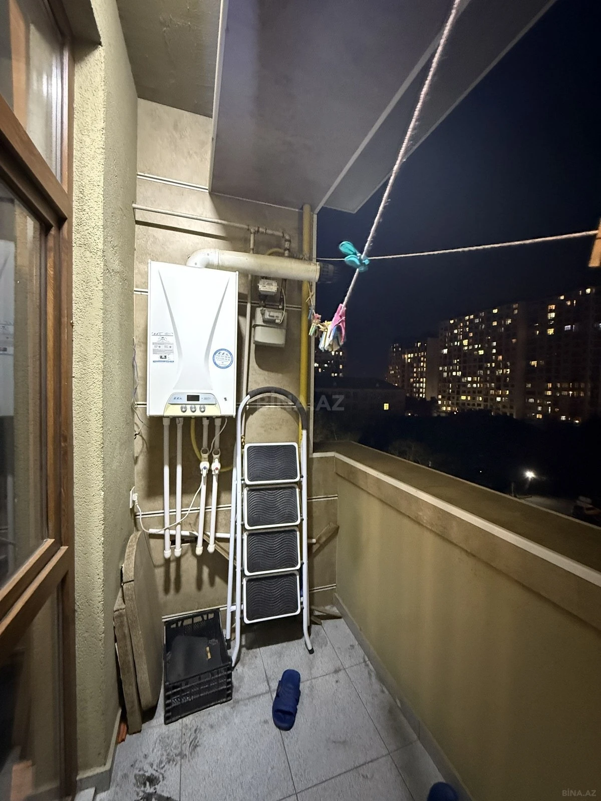 Kirayə verilir 2 otaqlı mənzil 75 m²