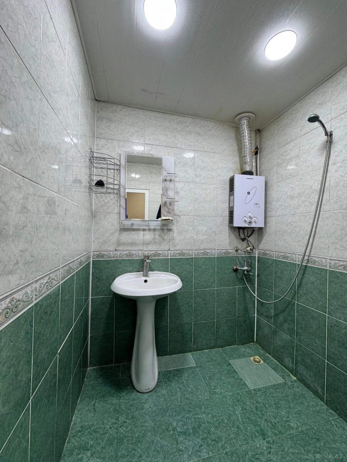 Satılır 2 otaqlı mənzil 60 m²