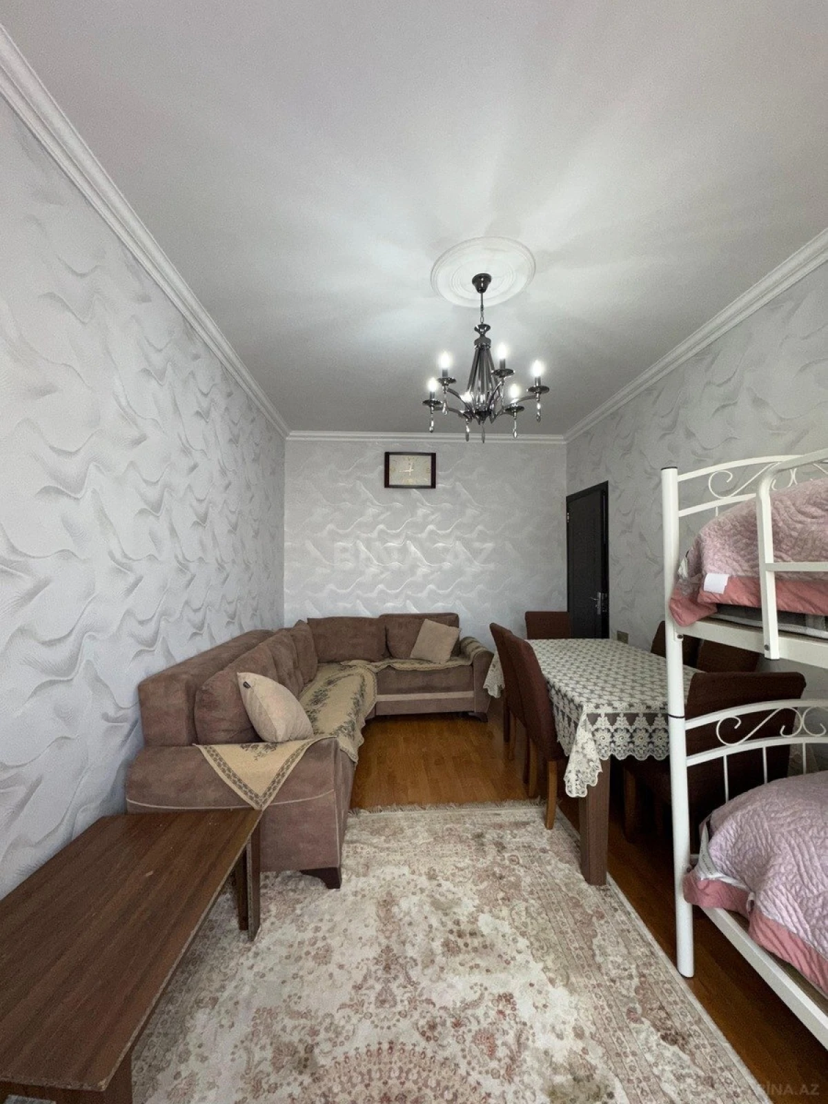 Satılır 2 otaqlı mənzil 60 m²