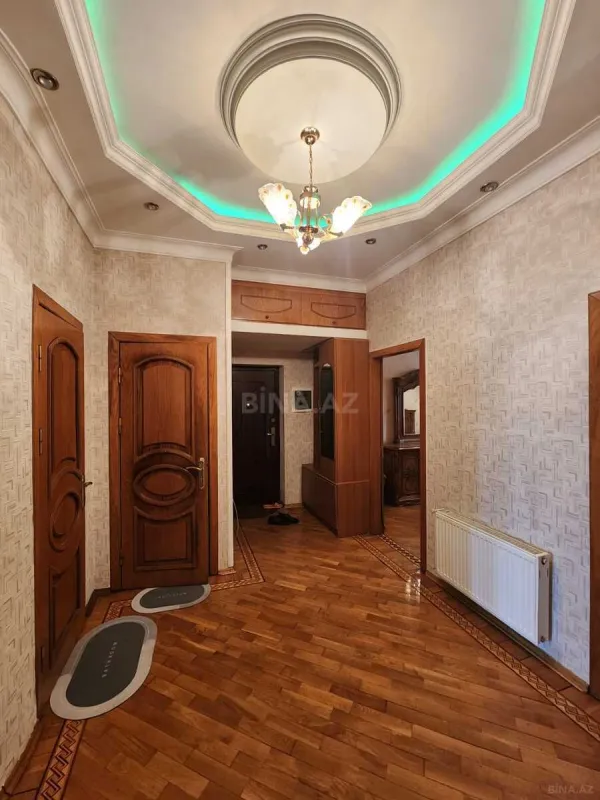 Kirayə verilir 3 otaqlı mənzil 90 m²