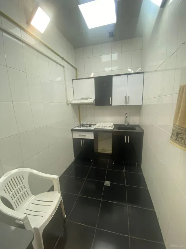 Kirayə verilir obyekt 101 m²