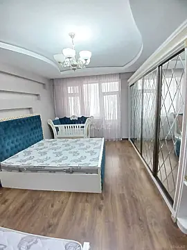 Kirayə verilir 3 otaqlı mənzil 130 m²