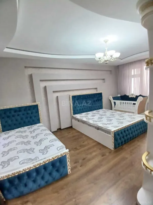Kirayə verilir 3 otaqlı mənzil 130 m²