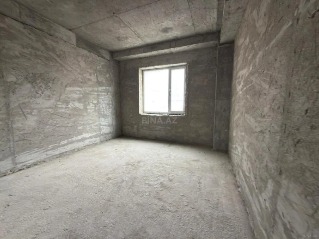 Satılır 5 otaqlı mənzil 206 m²