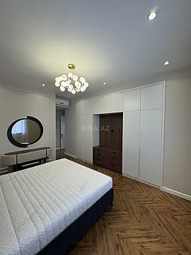 Kirayə verilir 4 otaqlı mənzil 180 m²