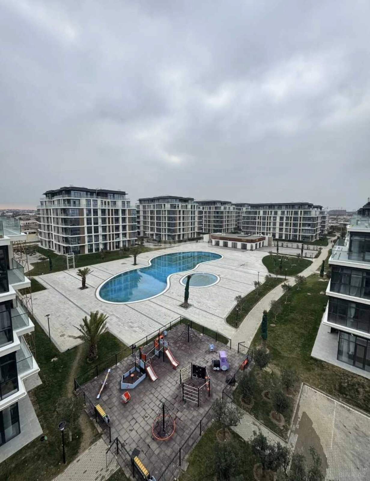 Kirayə verilir 3 otaqlı mənzil 65 m²