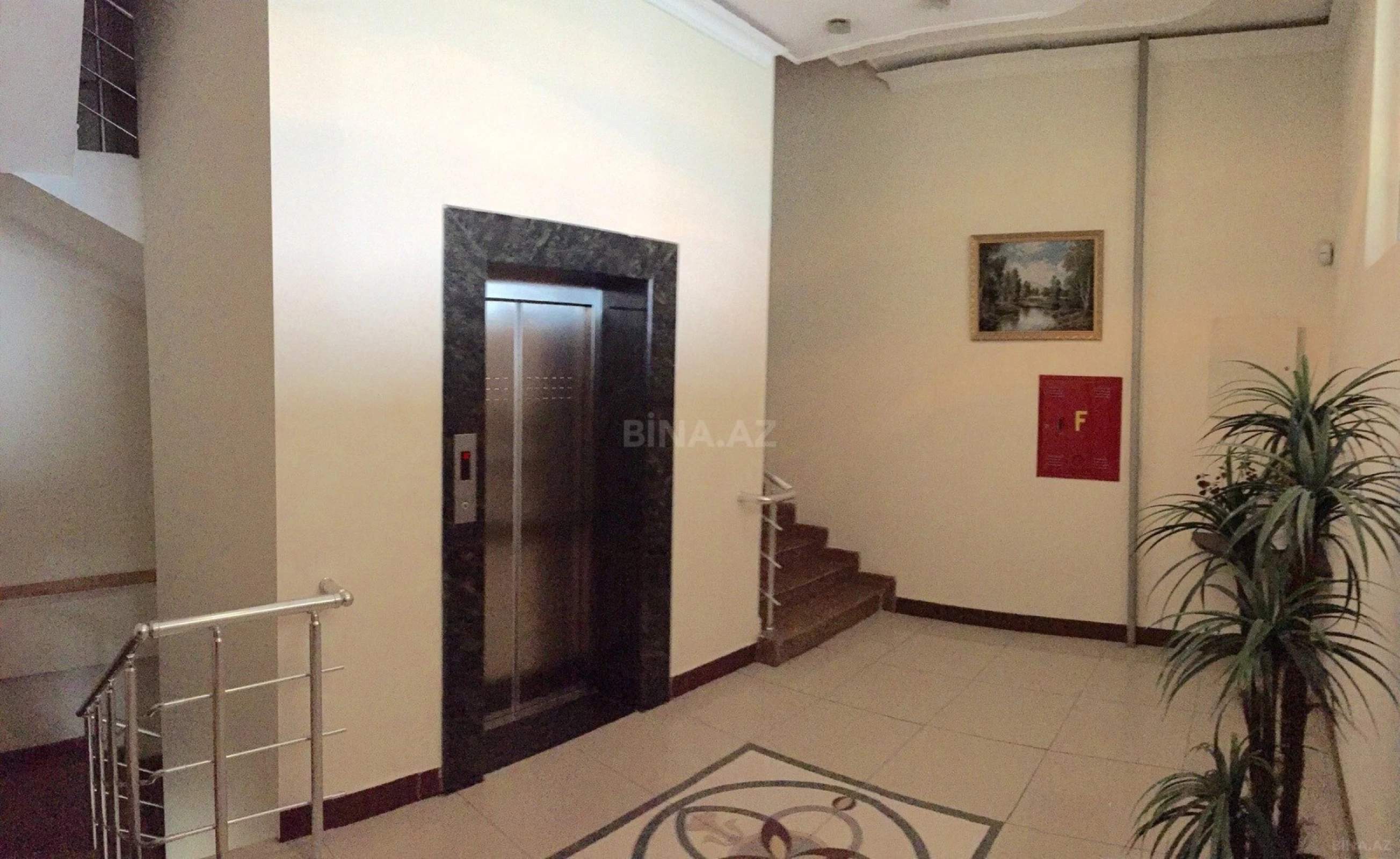 Kirayə verilir 1 otaqlı ofis 12 m²