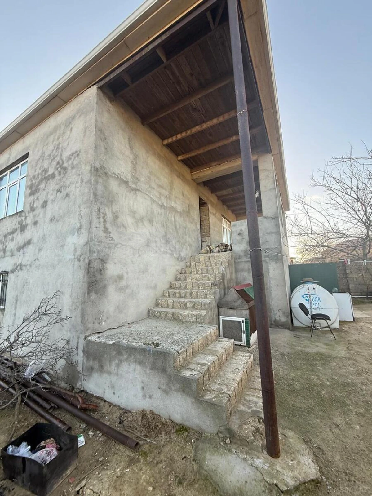 Satılır 6 otaqlı həyət evi 230 m²
