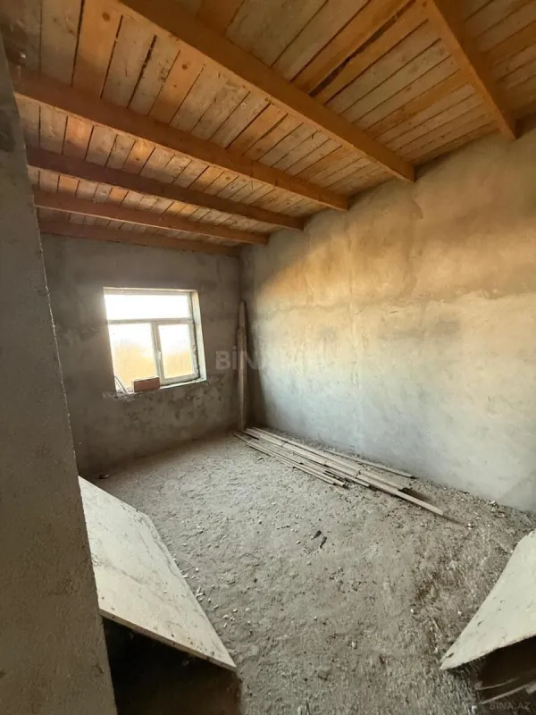 Satılır 6 otaqlı həyət evi 230 m²