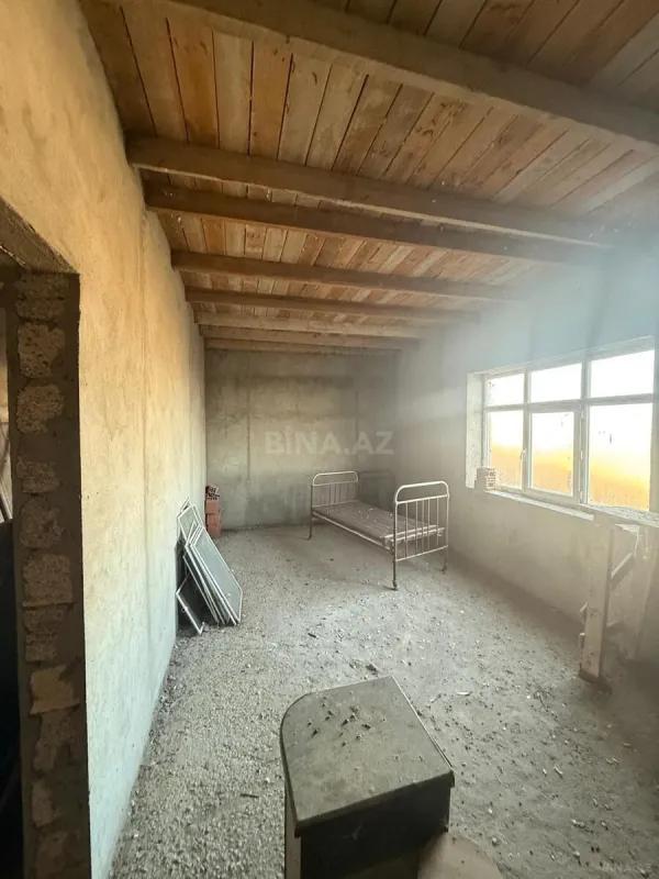 Satılır 6 otaqlı həyət evi 230 m²