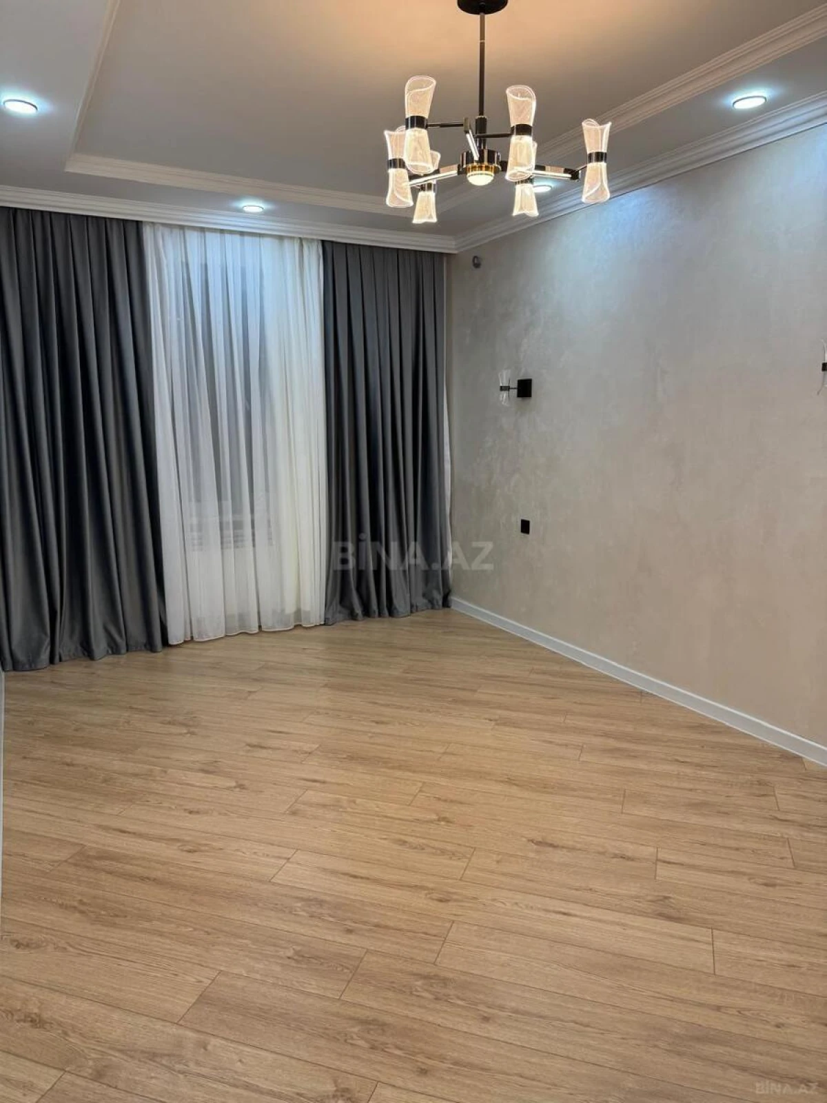 Satılır 3 otaqlı mənzil 75 m²