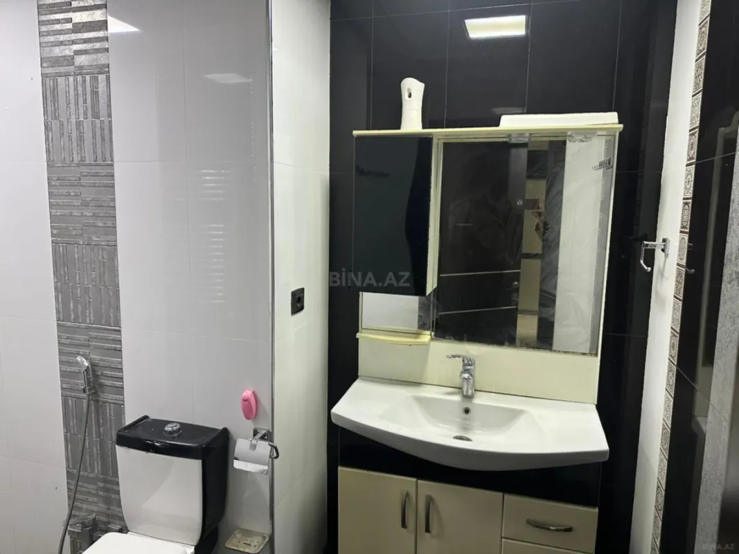 Satılır 2 otaqlı mənzil 66 m²