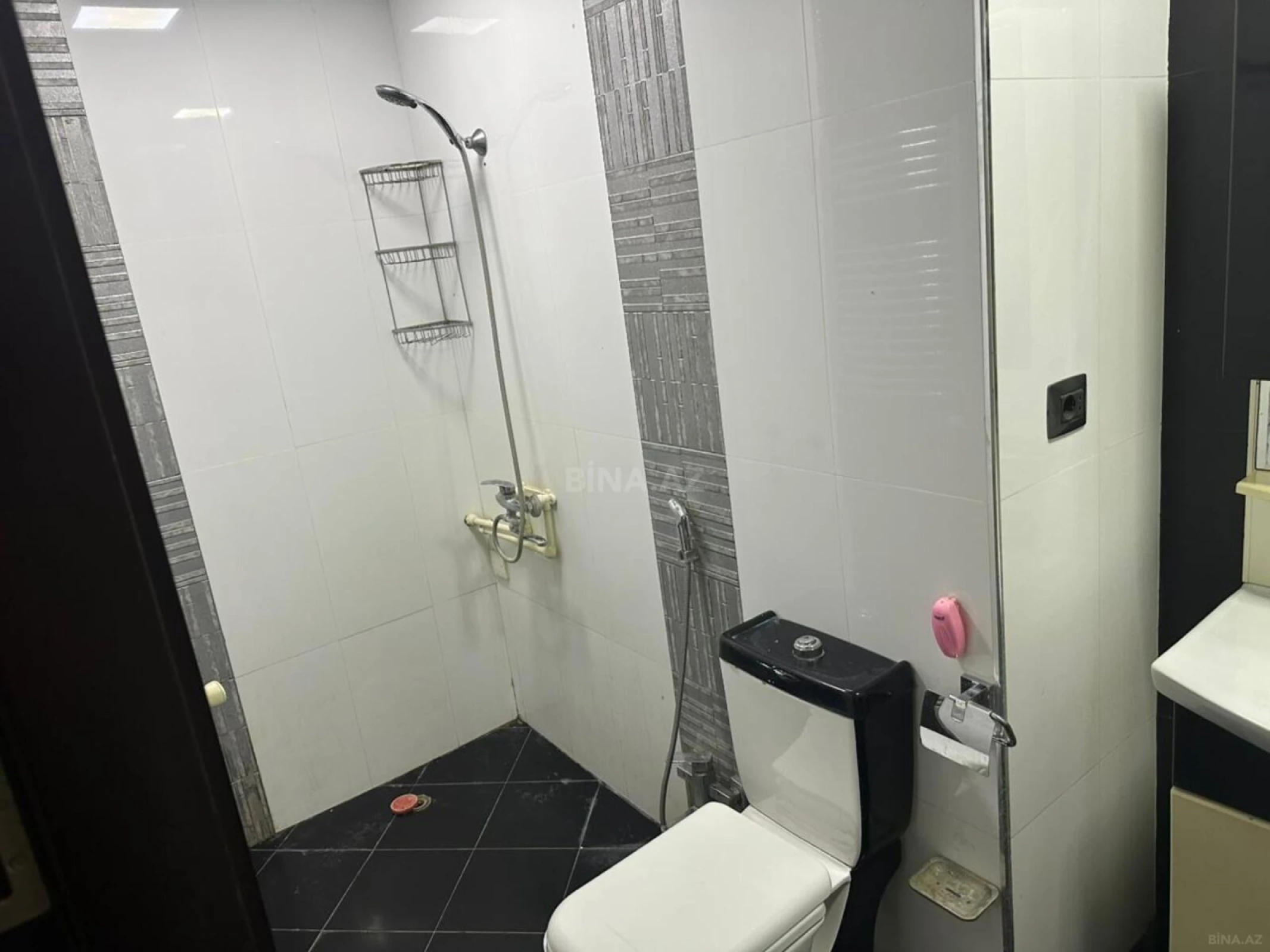 Satılır 2 otaqlı mənzil 66 m²