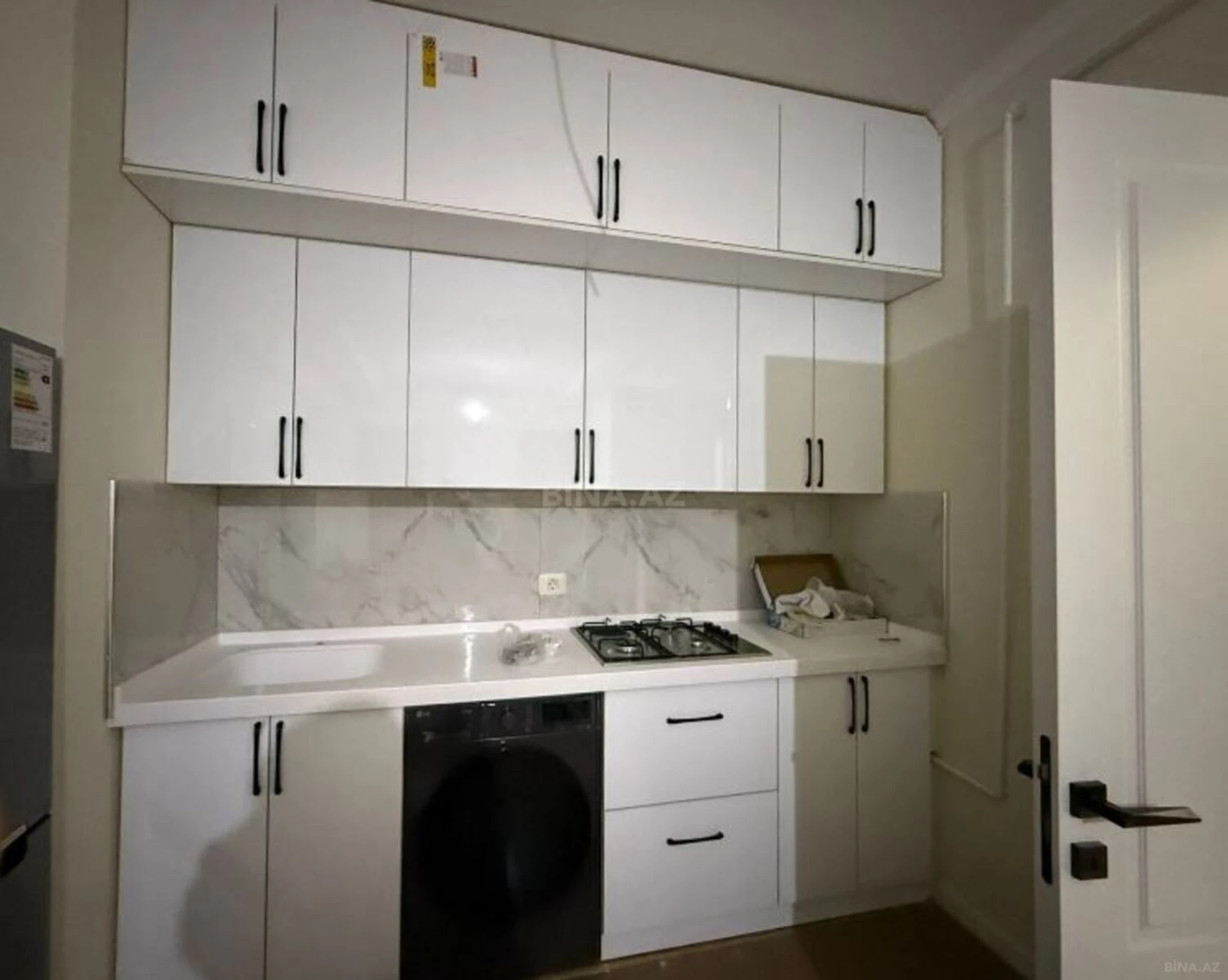 Satılır 2 otaqlı mənzil 49 m²