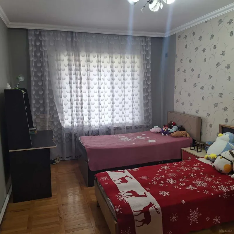 Satılır 3 otaqlı mənzil 70.3 m²