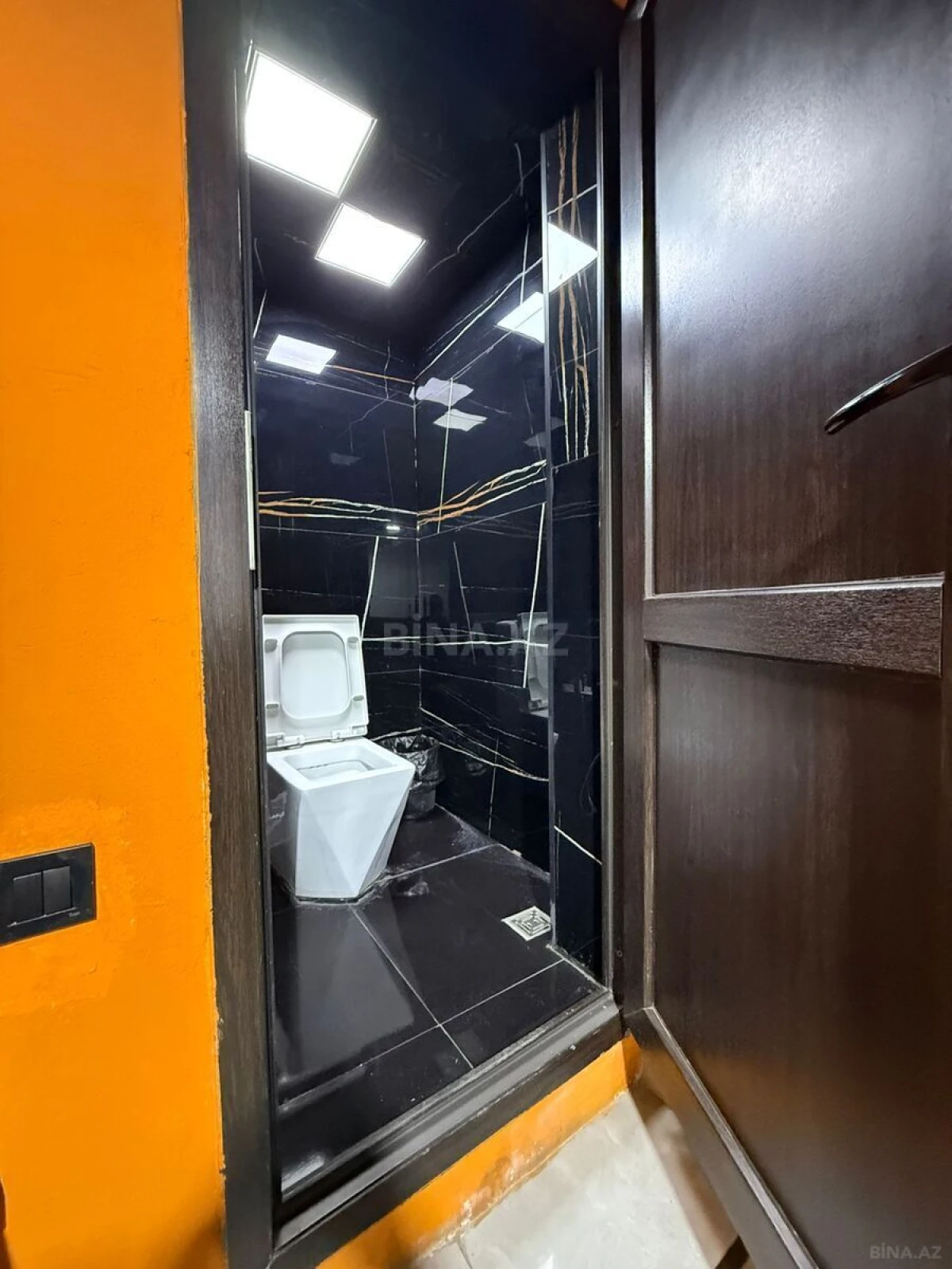 Kirayə verilir obyekt 140 m²