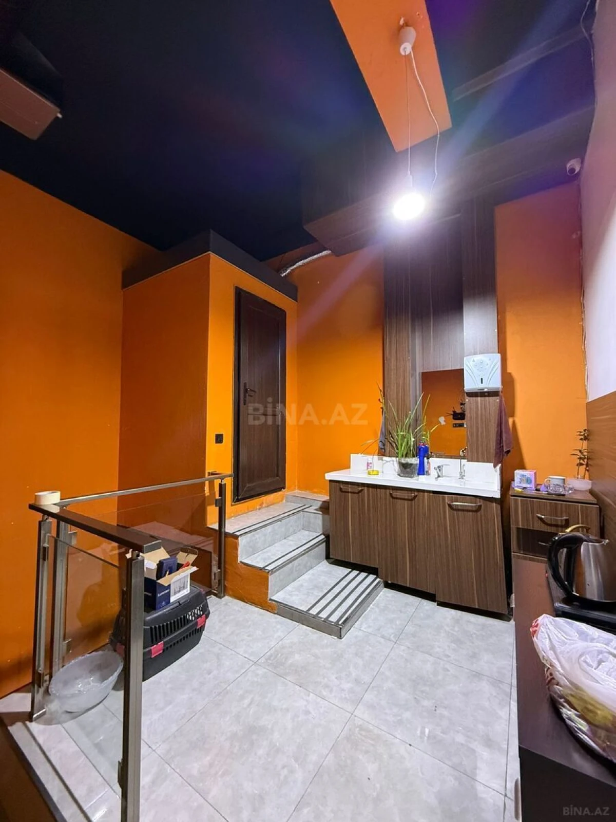 Kirayə verilir obyekt 140 m²